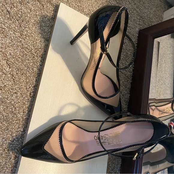 Salvatore Ferragamo black and pink retro Heels 7.5 - Picture 13 of 16